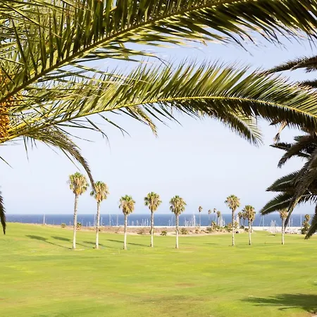 Home2book Stylish Pool & Terrace, Club 圣米格尔德阿沃纳