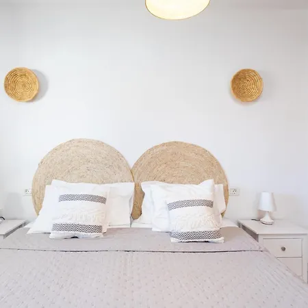 Home2book Stylish Pool & Terrace, Club 公寓